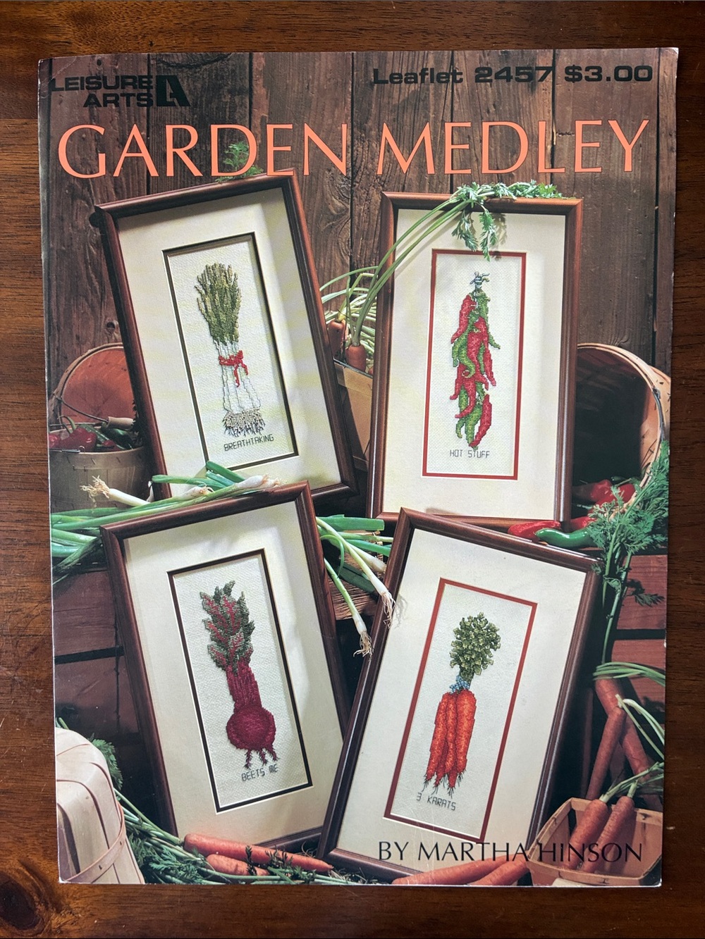 “Garden Medley” Cross-Stitch Leaflet 2457 — Leisure Arts (1993)
